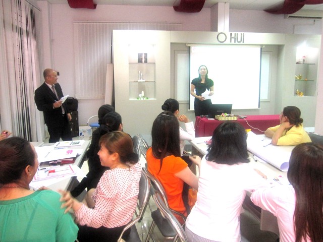 Thay đổi bản thân - vực dậy niềm tin - LG Vina (28-02-2013)